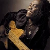 RICHARD BONA